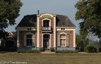 Historic (1912) Farm, "Barmen 't Loo" te Nijbroek