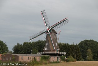 "De Zwiepse Molen"