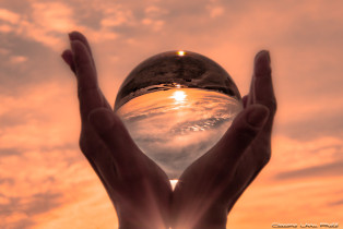 lensball