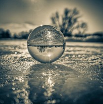 Lensball