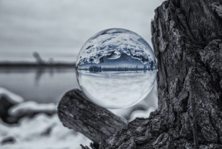 Lensball