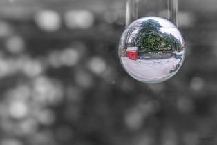 Lensball